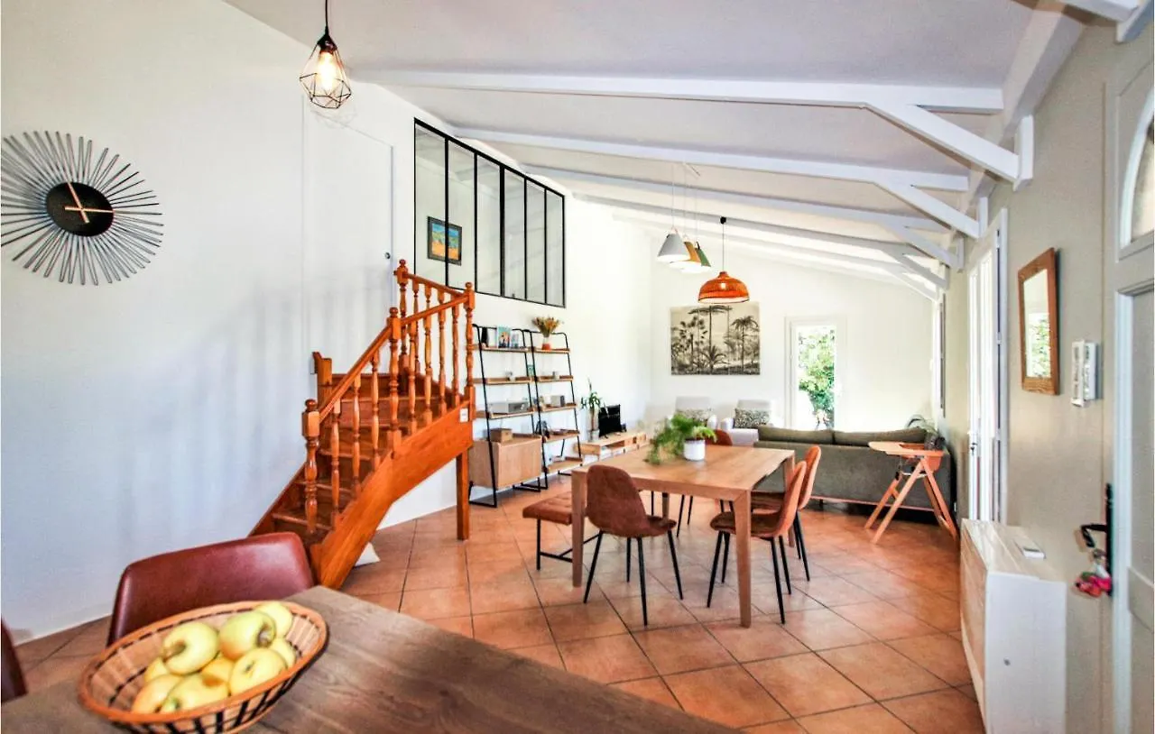 Holiday home Stunning Home In Colonzelle