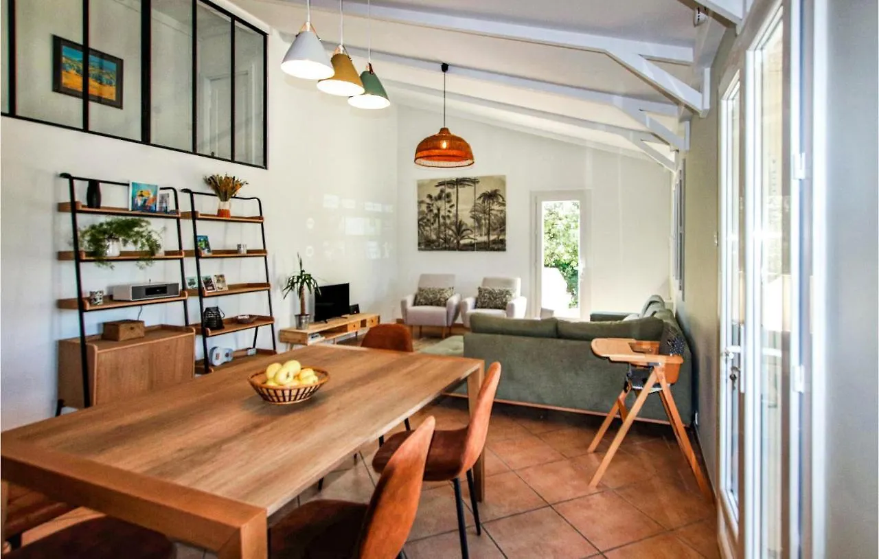 Stunning Home In Colonzelle